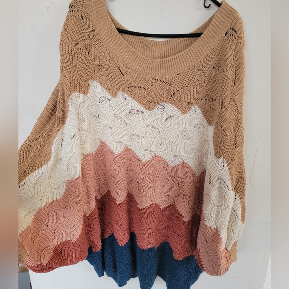 NWOT Andree by Unit oversized sweater size L - Picture 2 of 6